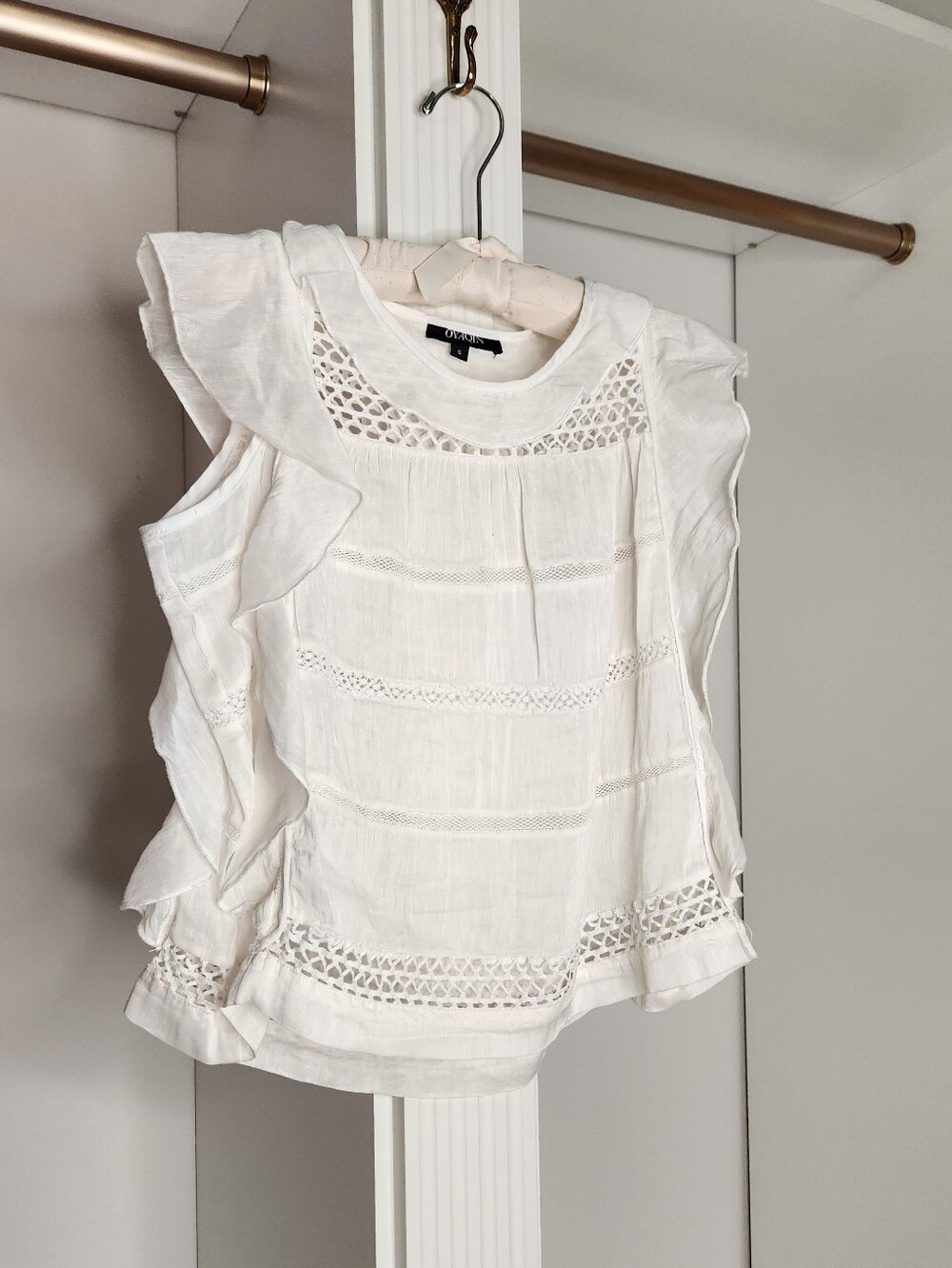 White Eyelet Ruffle Sleeve Linen Top